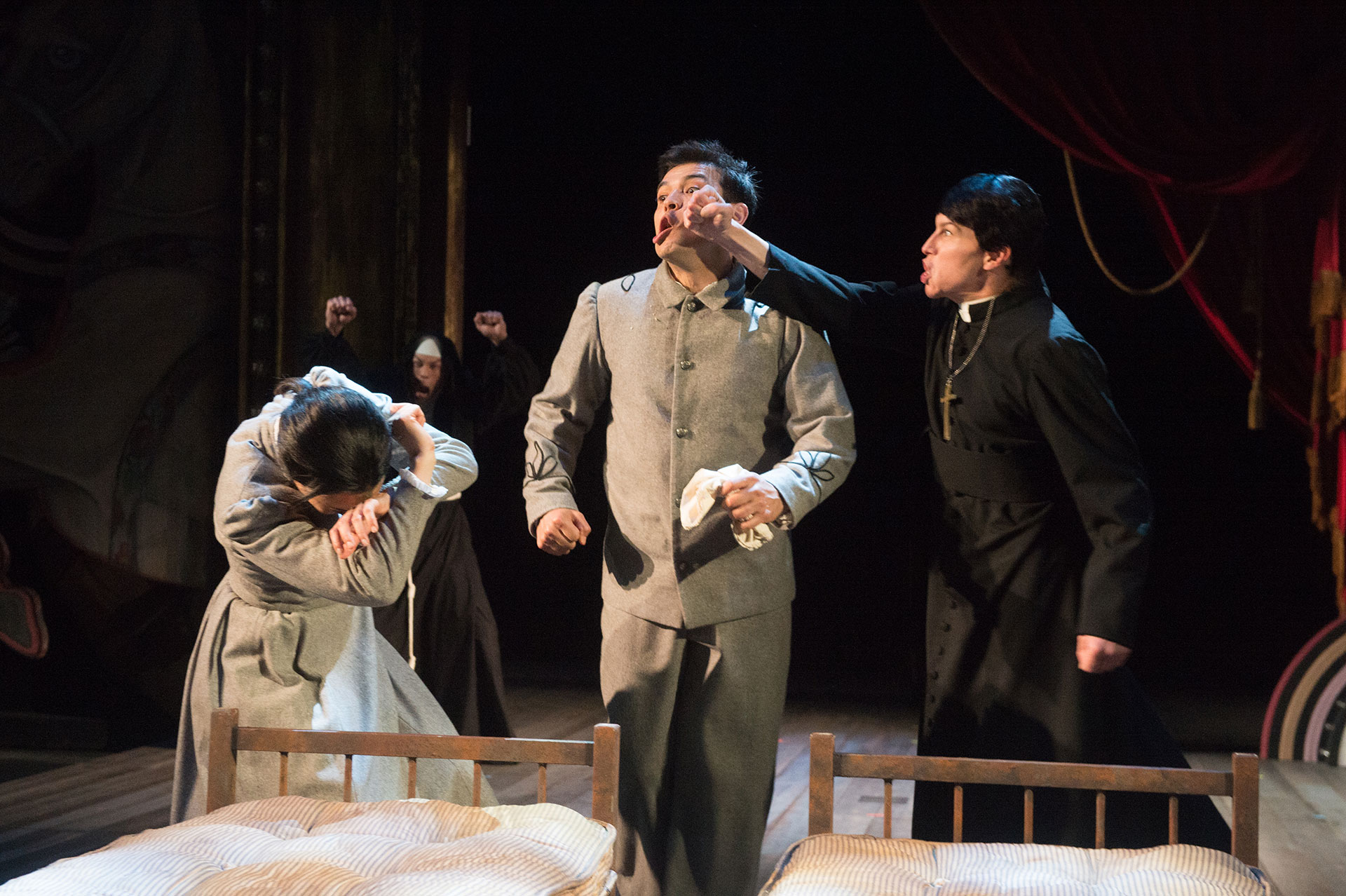 Production photo of Between Two Knees