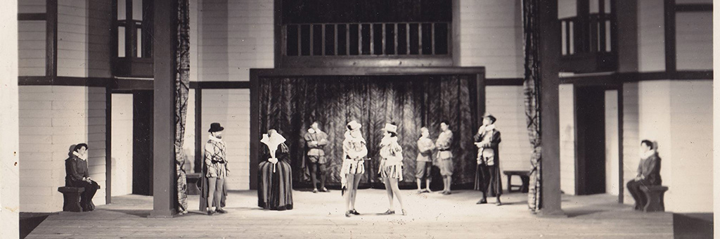 link tile - Twelfth Night 1935